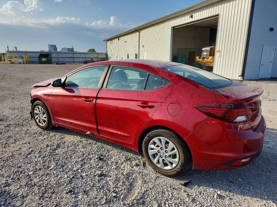 2019 HYUNDAI ELANTRA SE 2
