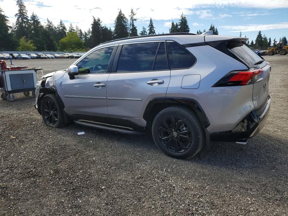 2024 TOYOTA RAV4 SE 2