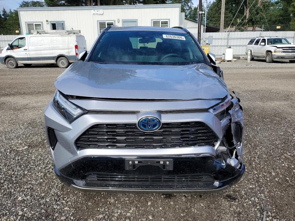 2024 TOYOTA RAV4 SE 5