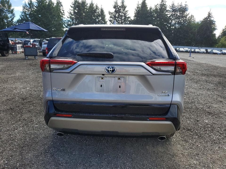 2024 TOYOTA RAV4 SE 6