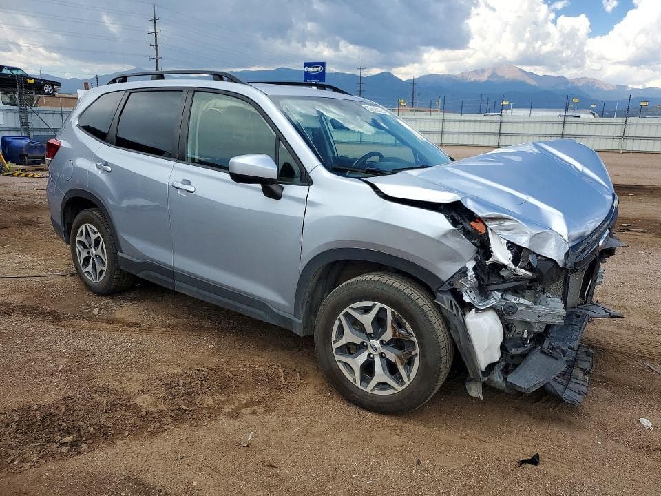 2022 SUBARU FORESTER PREMIUM 4