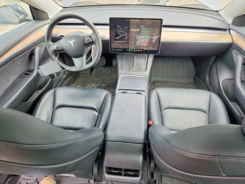 2023 TESLA MODEL 3 8