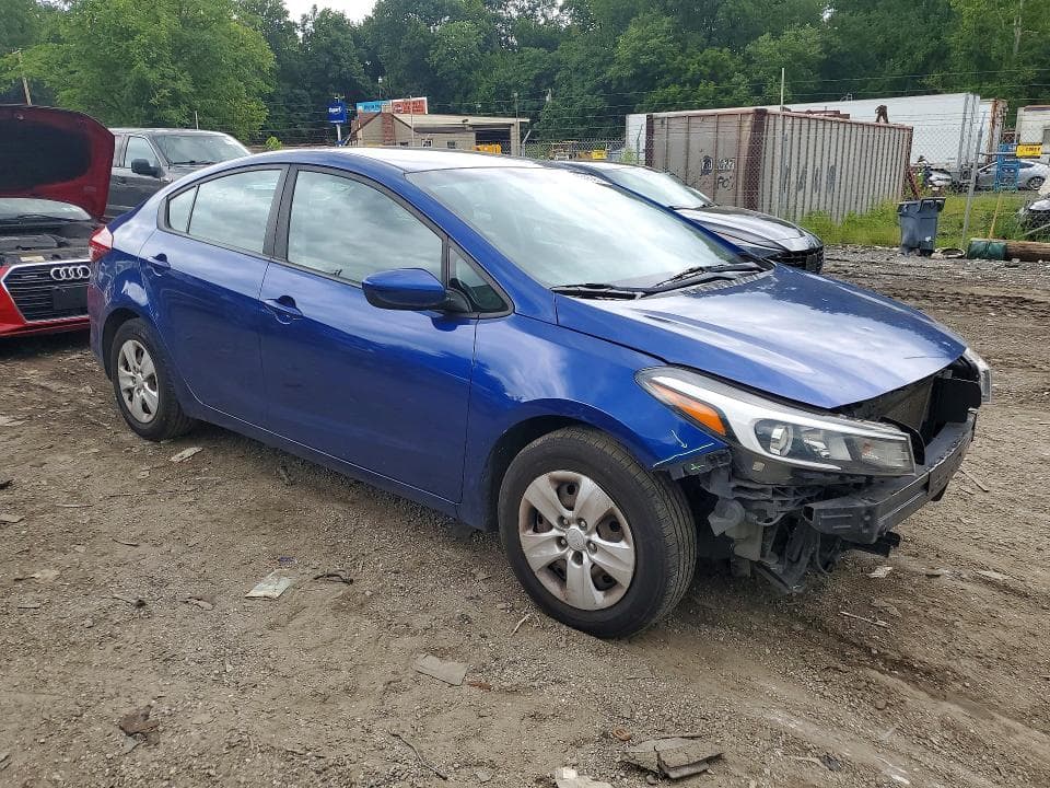 2017 KIA FORTE LX 4