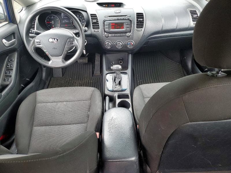 2017 KIA FORTE LX 8