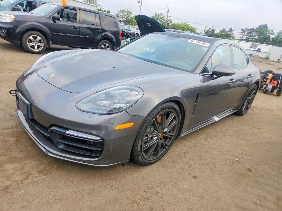 2018 PORSCHE PANAMERA 4S - 1