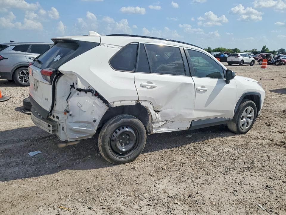 2019 TOYOTA RAV4 LE 3