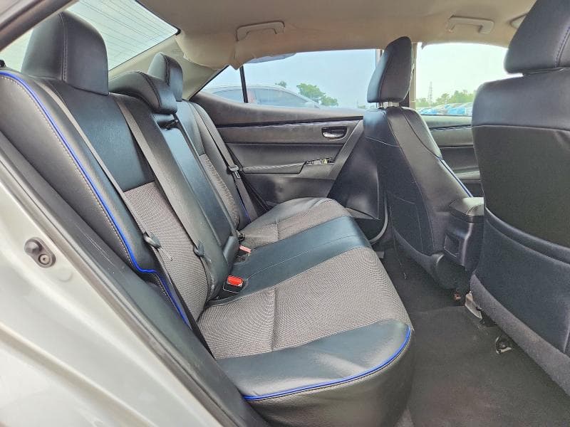 2018 TOYOTA COROLLA SE 10