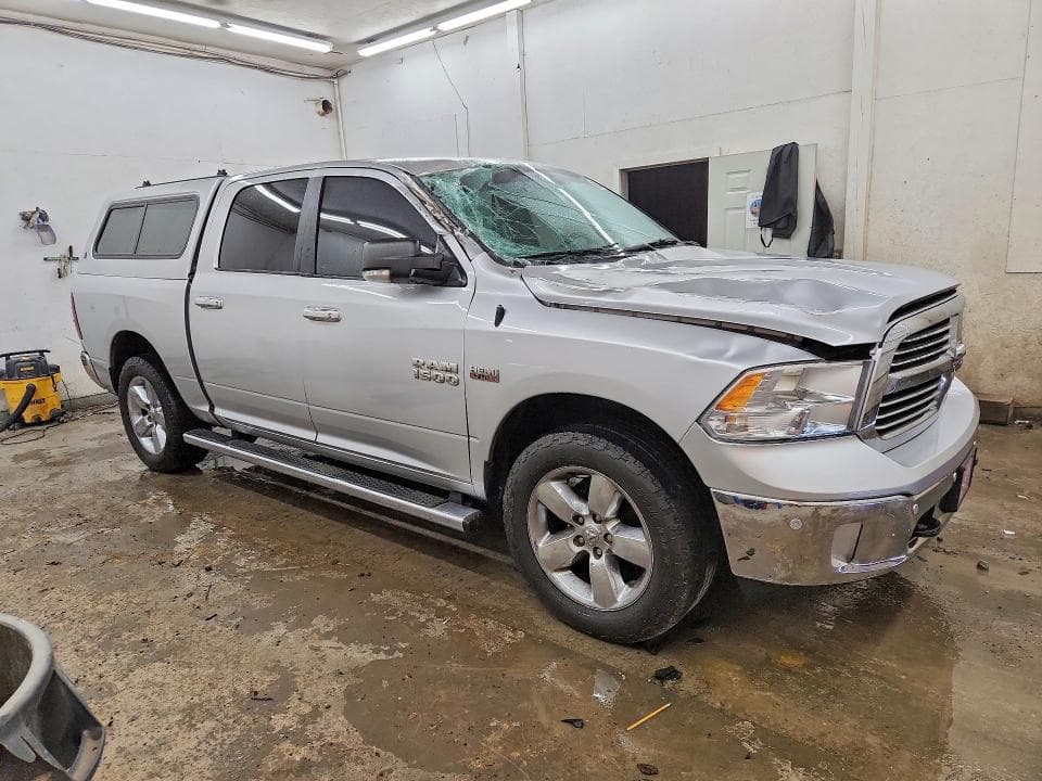 2017 RAM 1500 SLT 4