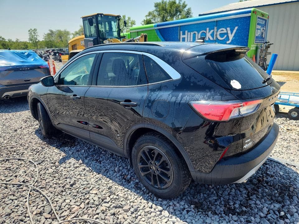 2022 FORD ESCAPE SE 2