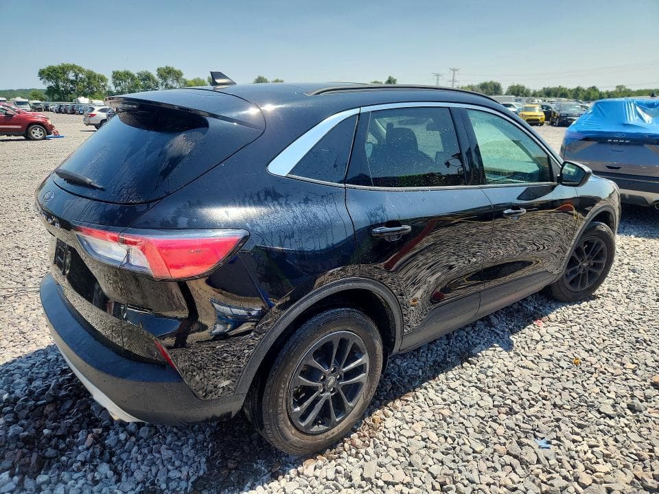 2022 FORD ESCAPE SE 3