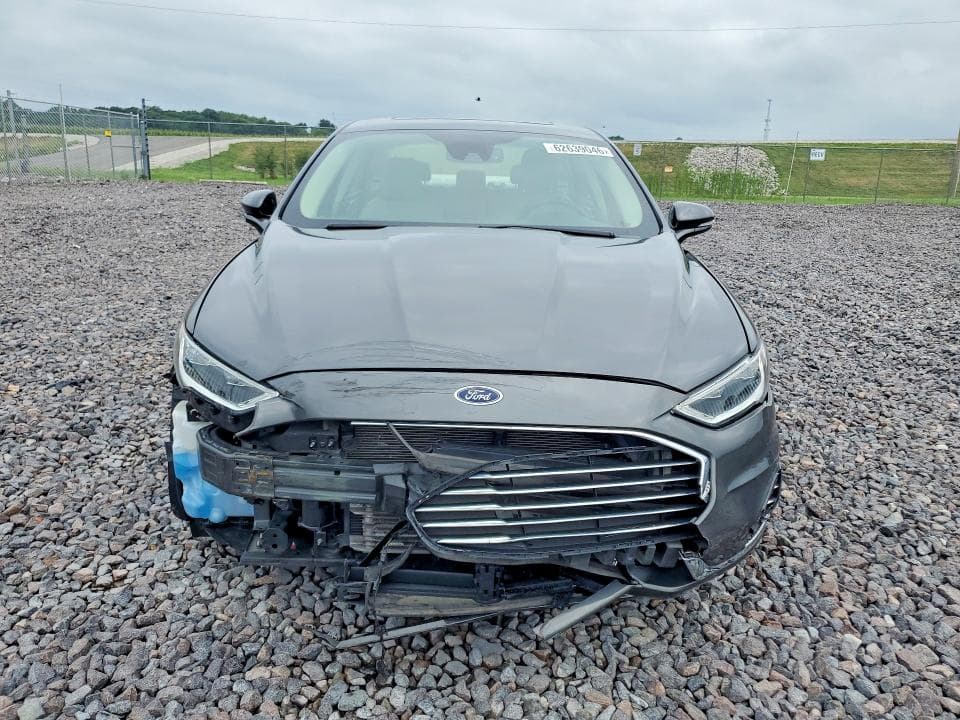 2020 FORD FUSION SEL 5