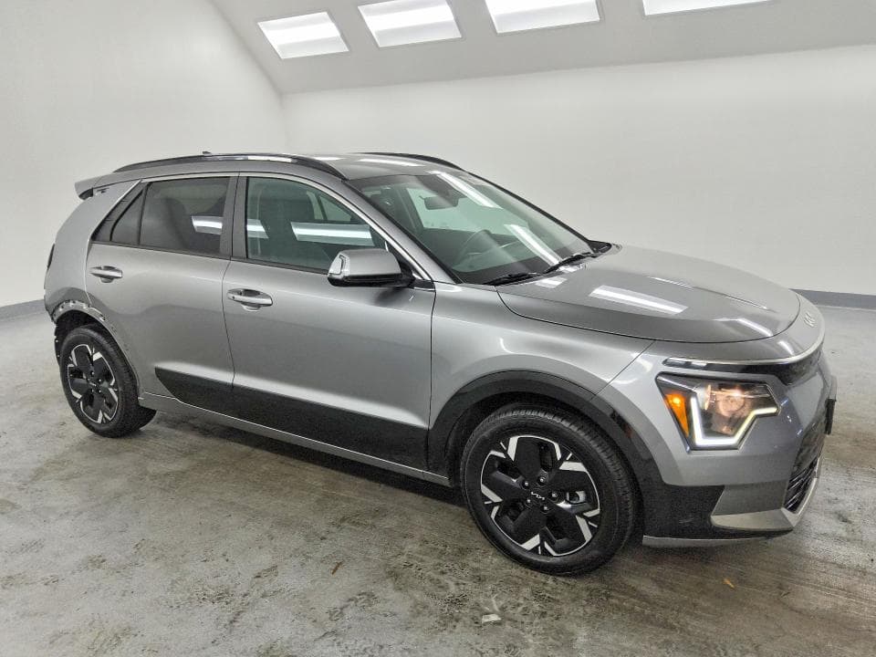 2024 KIA NIRO WIND 4