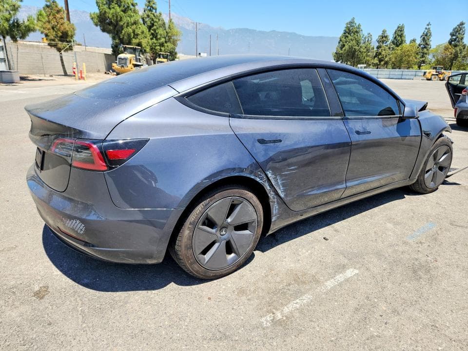 2023 TESLA MODEL 3 3