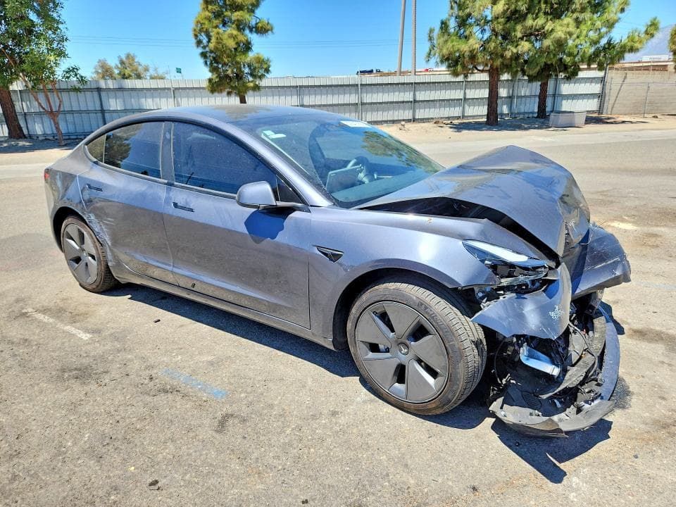 2023 TESLA MODEL 3 4