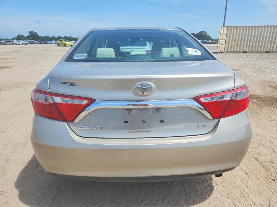 2017 TOYOTA CAMRY LE 6