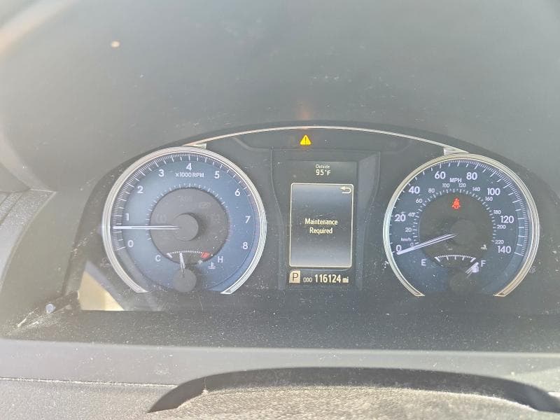 2017 TOYOTA CAMRY LE 9