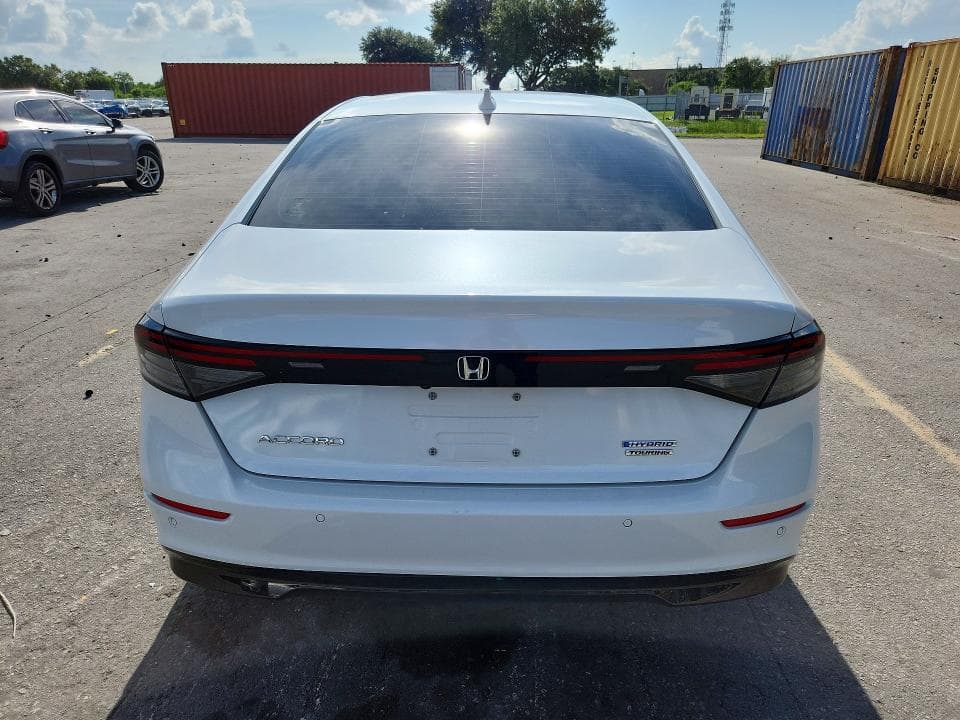 2023 HONDA ACCORD TOURING HYBRID 6