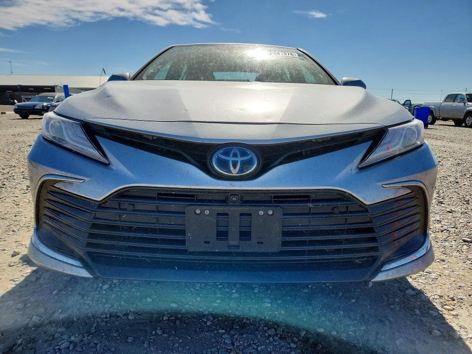2023 TOYOTA CAMRY XLE 5