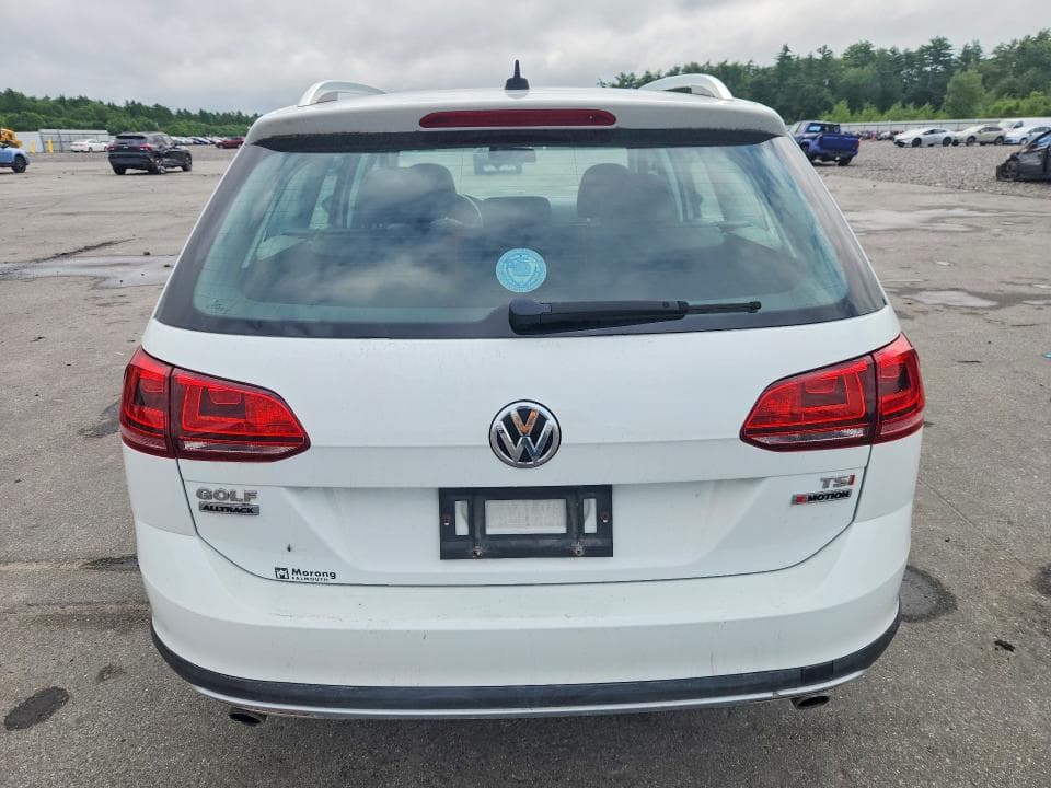 2017 VOLKSWAGEN GOLF ALLTRACK S 6