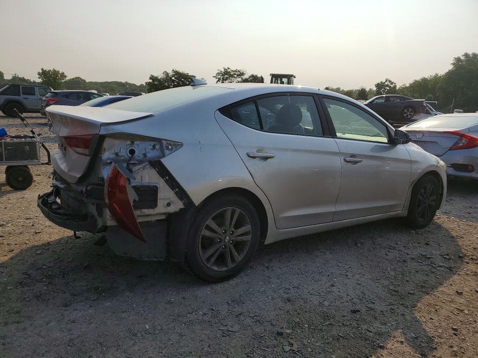 2018 HYUNDAI ELANTRA SEL 3