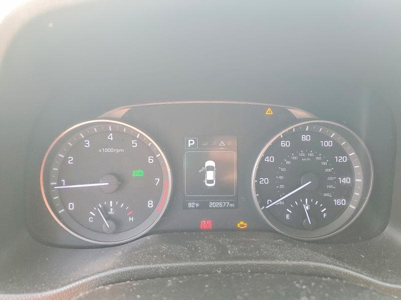 2018 HYUNDAI ELANTRA SEL 9