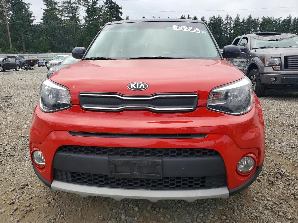 2019 KIA SOUL + 5