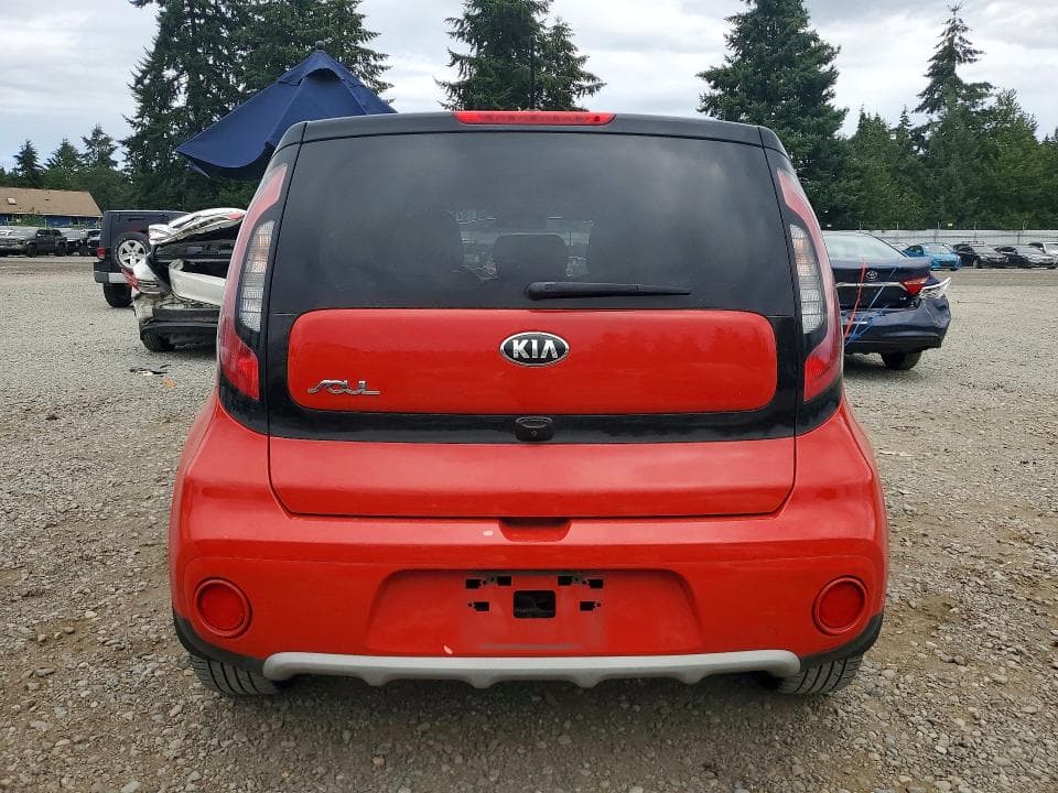2019 KIA SOUL + 6