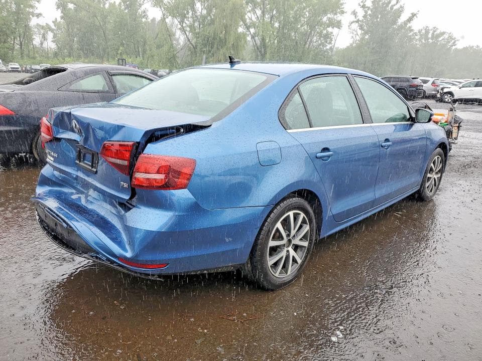 2017 VOLKSWAGEN JETTA SE 3