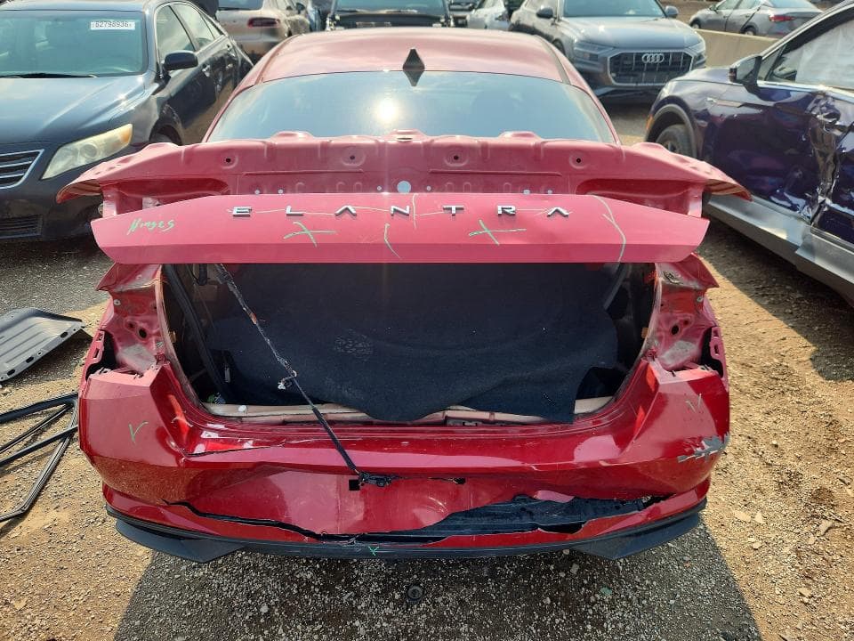 2021 HYUNDAI ELANTRA SE 6