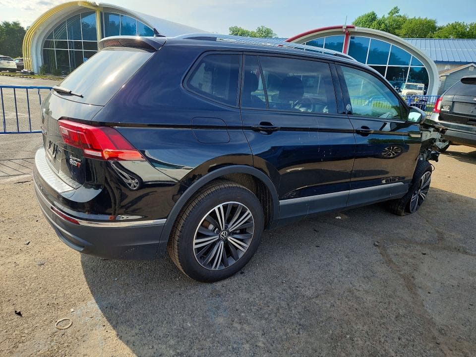 2024 VOLKSWAGEN TIGUAN WOLFSBURG 3