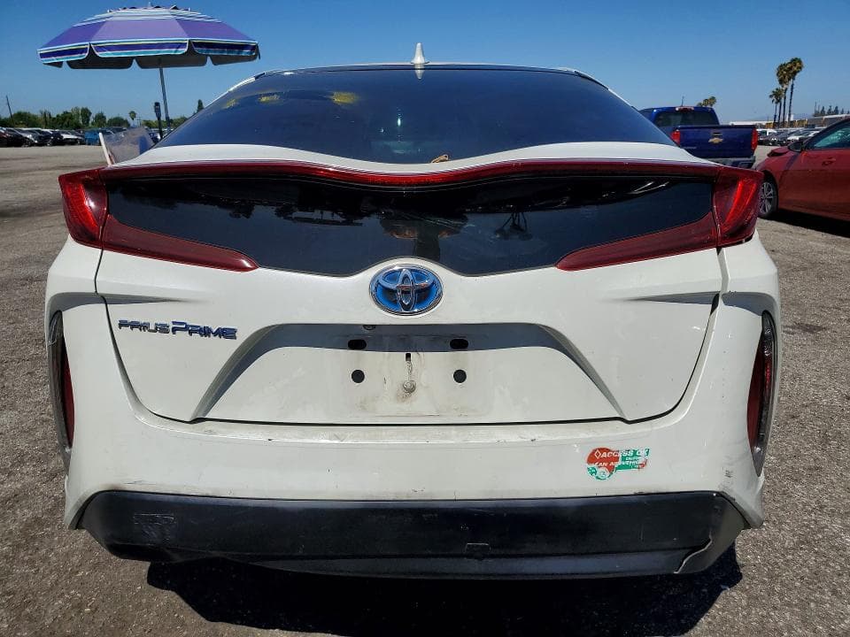 2017 TOYOTA PRIUS PRIME PREMIUM 6