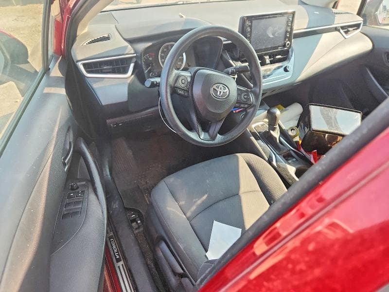 2022 TOYOTA COROLLA LE 8