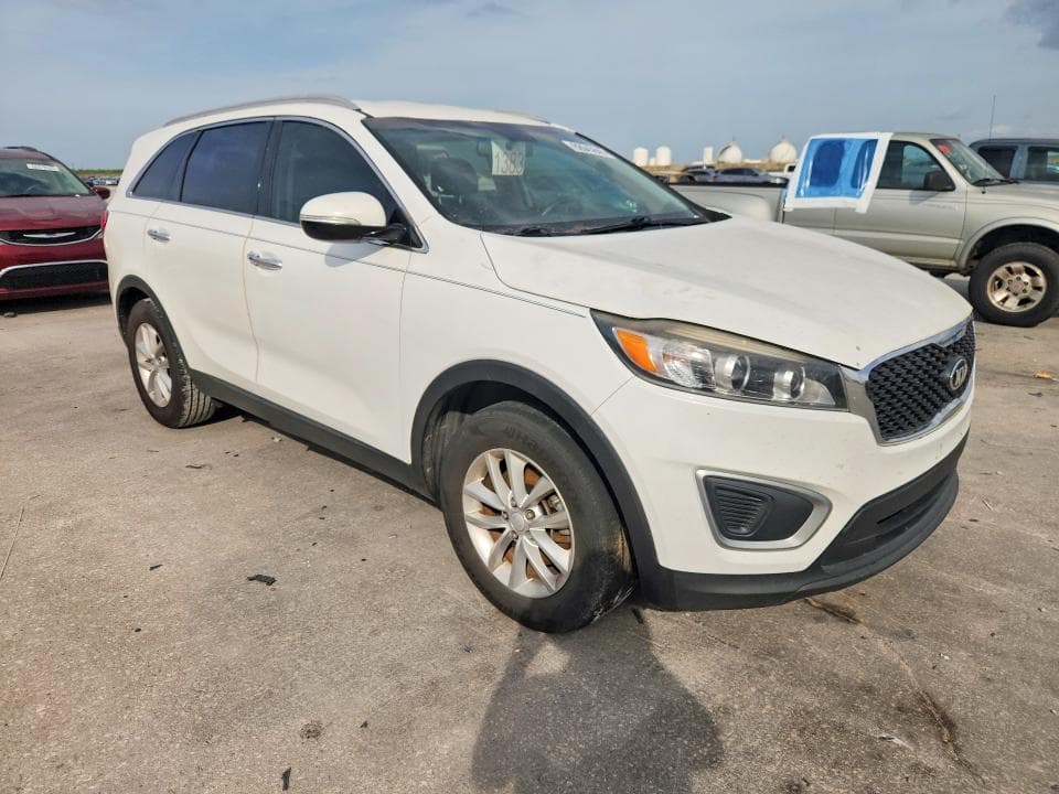2017 KIA SORENTO LX 4