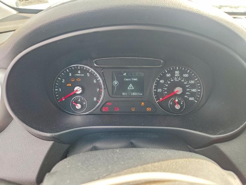 2017 KIA SORENTO LX 9