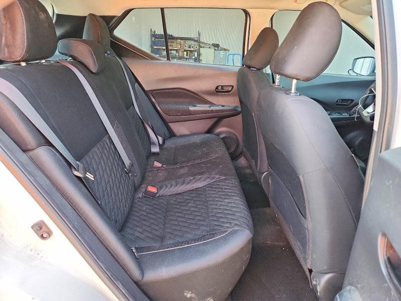2021 NISSAN KICKS S 11