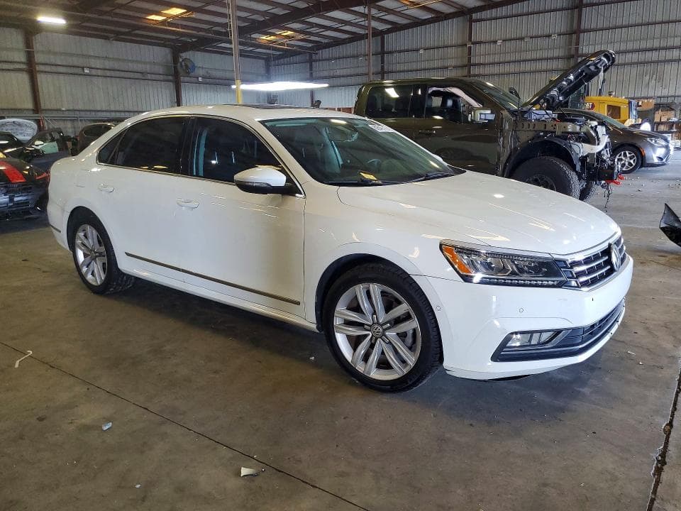 2017 VOLKSWAGEN PASSAT SEL PREMIUM 4