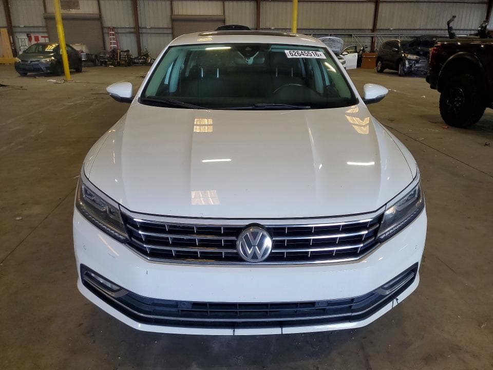 2017 VOLKSWAGEN PASSAT SEL PREMIUM 5