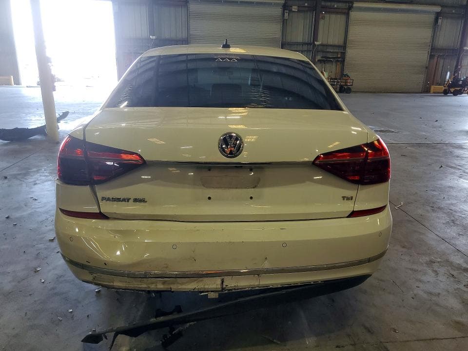 2017 VOLKSWAGEN PASSAT SEL PREMIUM 6