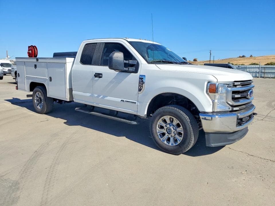 2021 FORD F350 SUPER DUTY 4