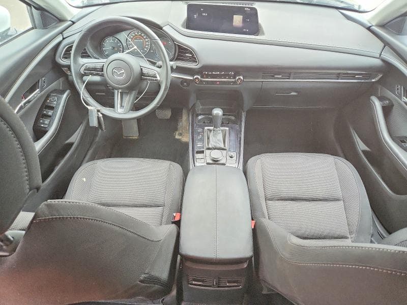 2025 MAZDA CX-30 PREFERRED 8