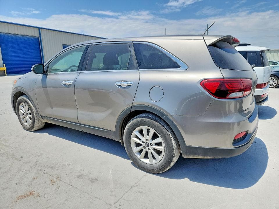 2019 KIA SORENTO LX V6 2