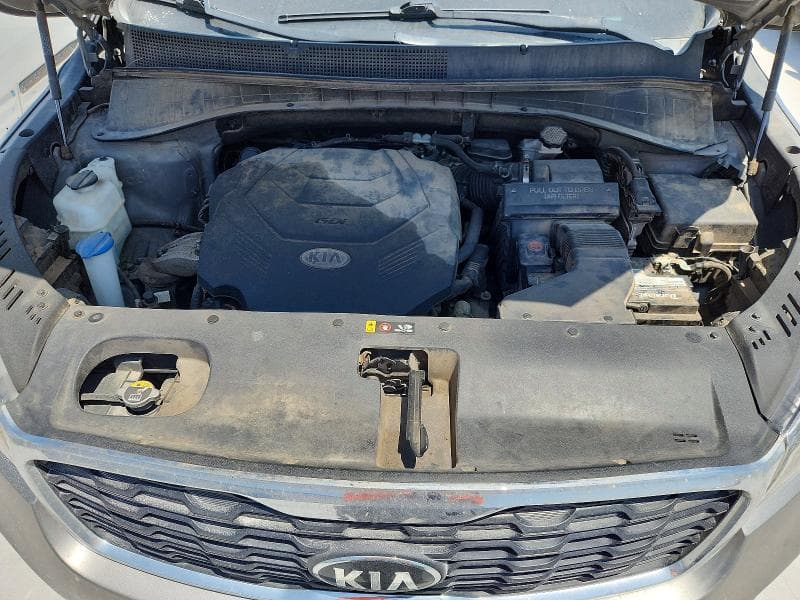 2019 KIA SORENTO LX V6 11