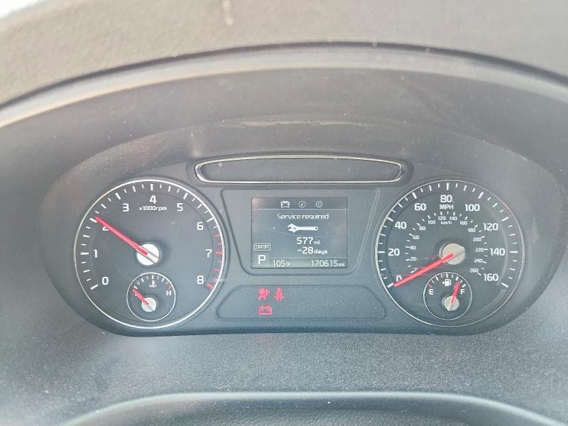 2019 KIA SORENTO LX V6 9