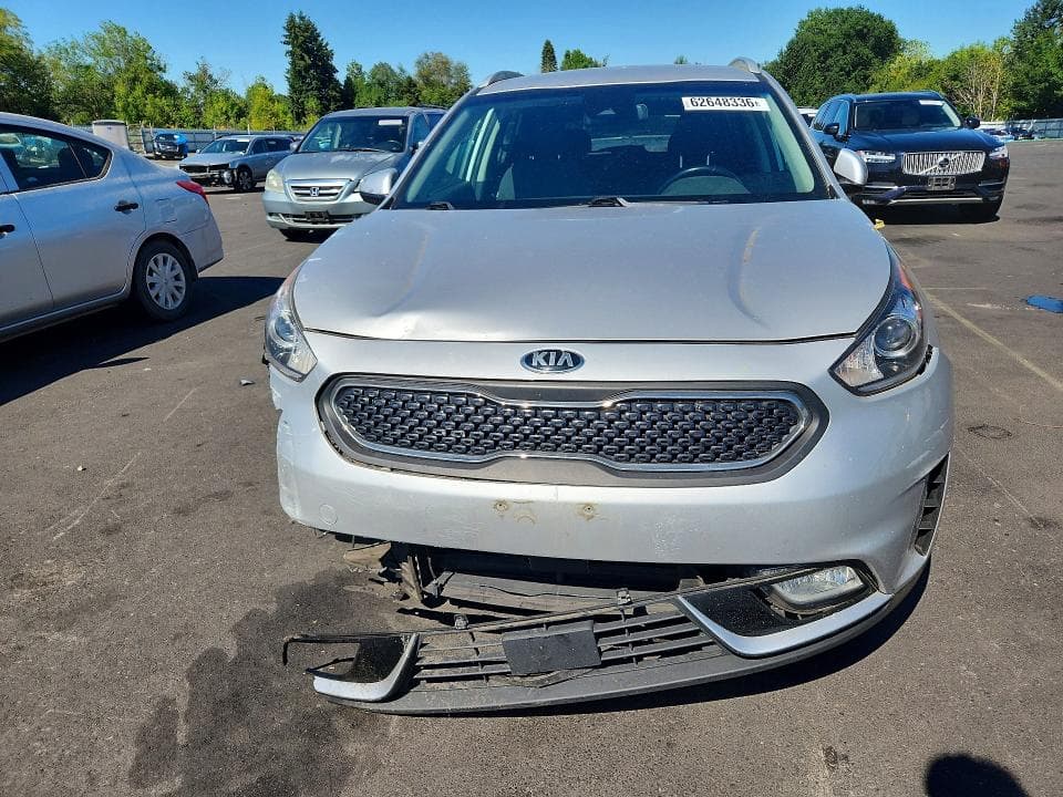 2018 KIA NIRO LX 5