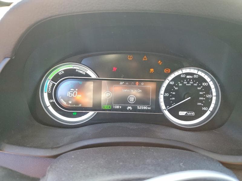 2018 KIA NIRO LX 9