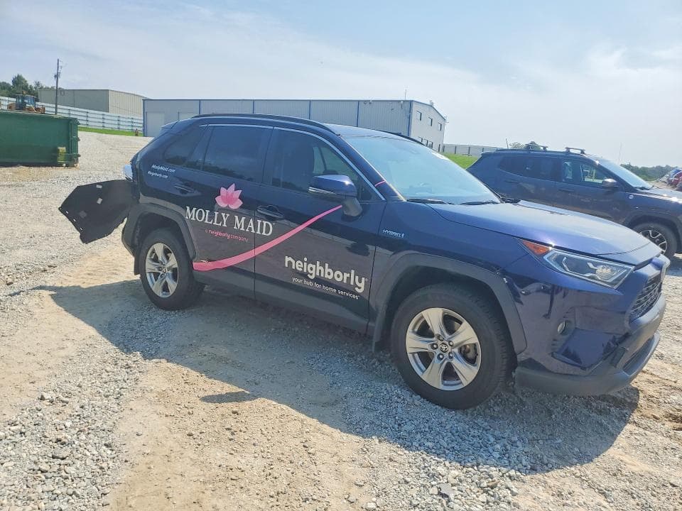 2020 TOYOTA RAV4 HYBRID XLE 4