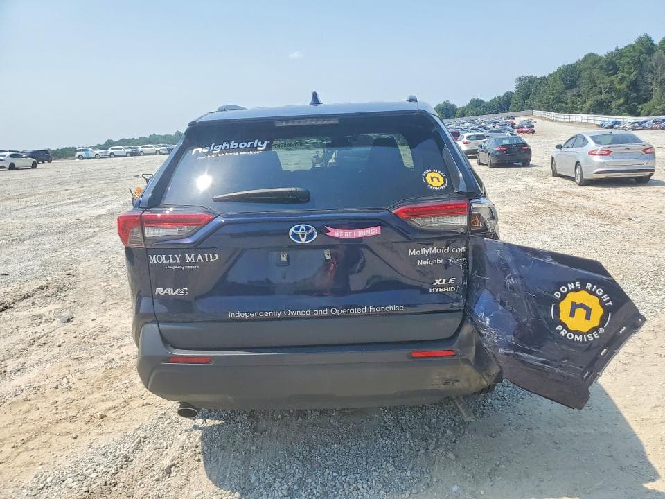 2020 TOYOTA RAV4 HYBRID XLE 6