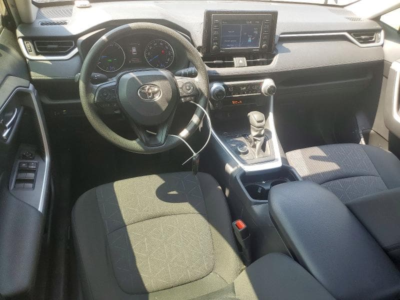 2020 TOYOTA RAV4 HYBRID XLE 8