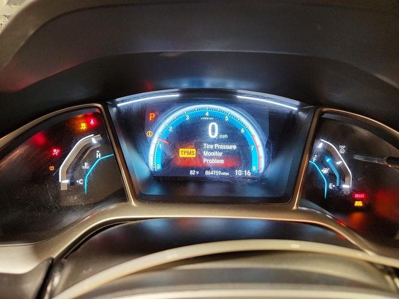 2017 HONDA CIVIC EX 9