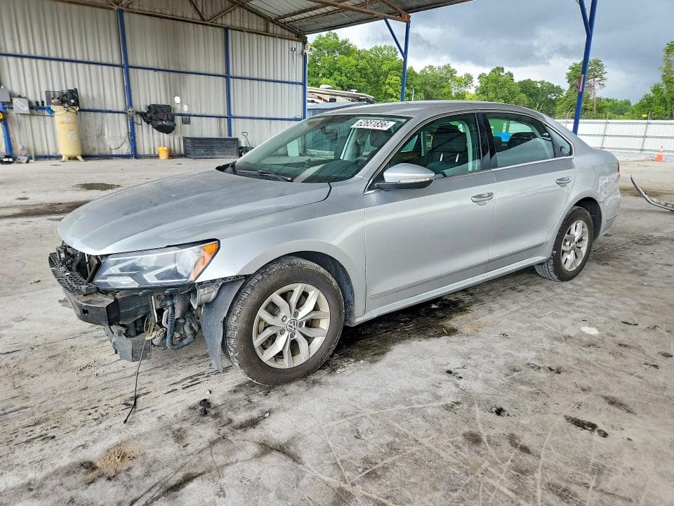2017 VOLKSWAGEN PASSAT S - 1